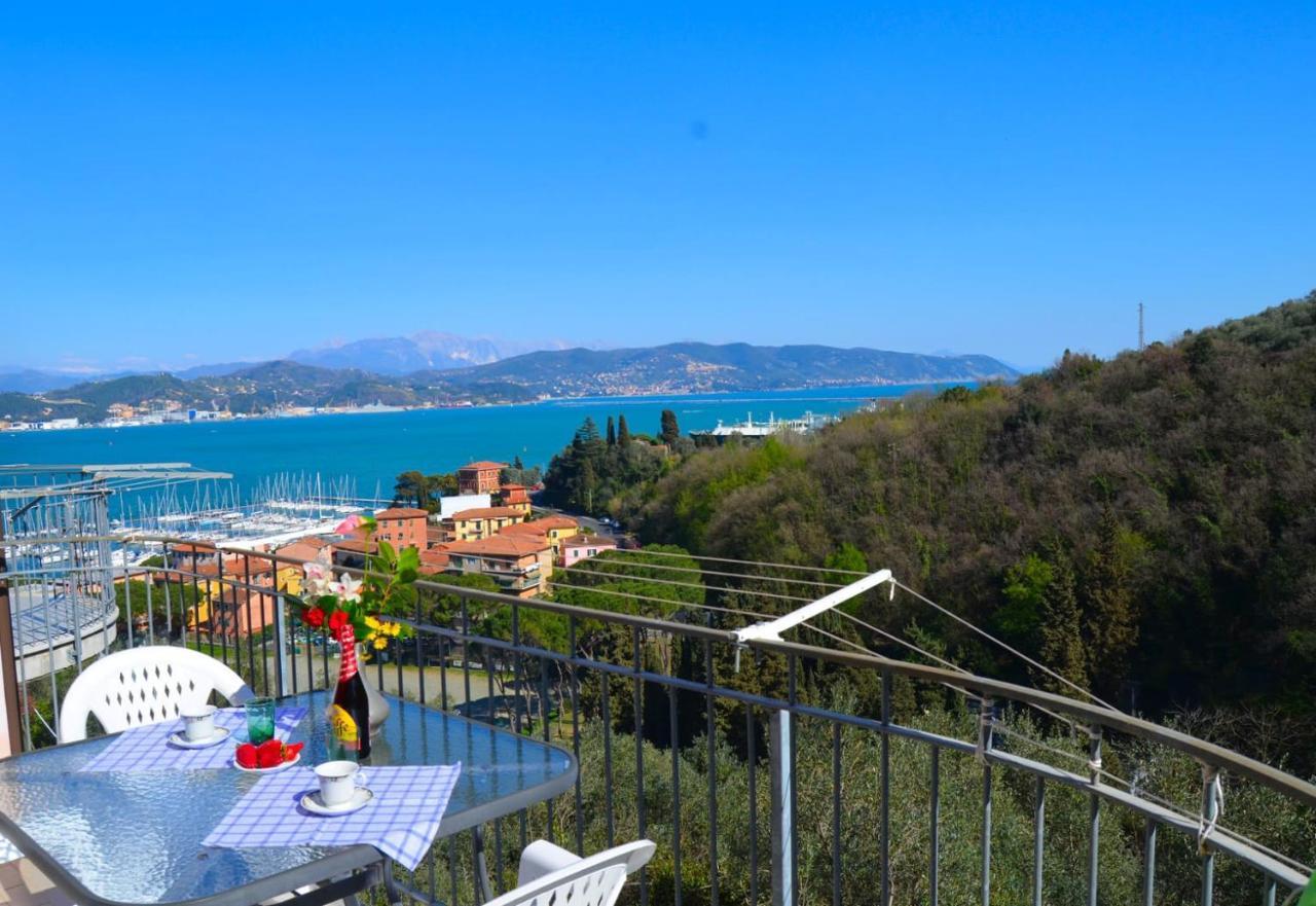 Wonderful Sea View - Terrace And Parking Lejlighed Fezzano  Eksteriør billede
