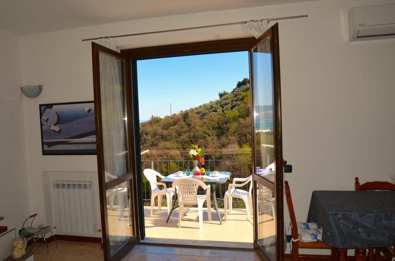Wonderful Sea View - Terrace And Parking Lejlighed Fezzano  Eksteriør billede